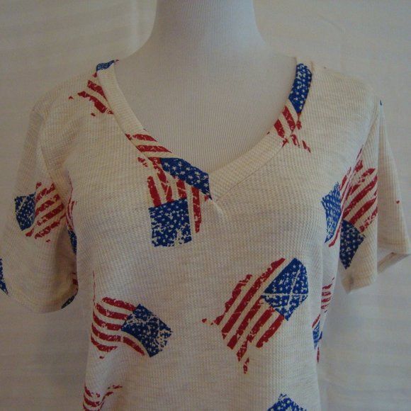 NWOT Heimish USA Short Sleeve V-Neck Waffle Tee Top w/ American Flag sz 2XL - Picture 3 of 5